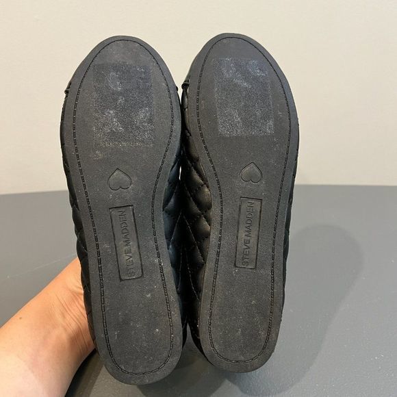 NWOT STEVE MADDEN Black Quilted Cap Toe Flat (4) - Picture 5 of 7